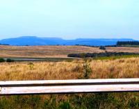 Vista do Cerro Partido, a partir da BR-290, distante 22 km.